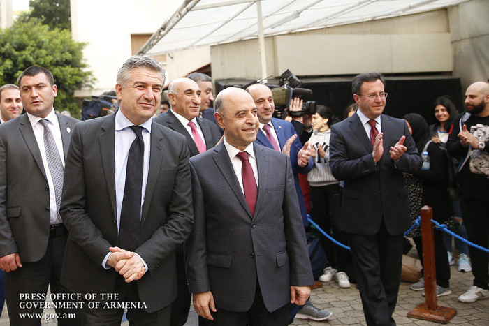 Վարչապետ Կարեն Կարապետյանը Լիբանանում այցելել է Հայկազյան համալսարան և Զմմառի վանք