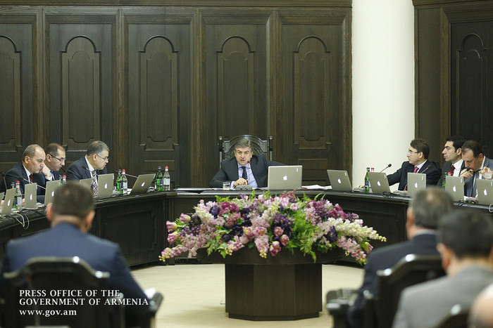 Կարեն Կարապետյանը հանձնարարել է  վերհանել վառելանյութերի ոլորտում առկա խնդիրները և մշակել դրանք կանխ