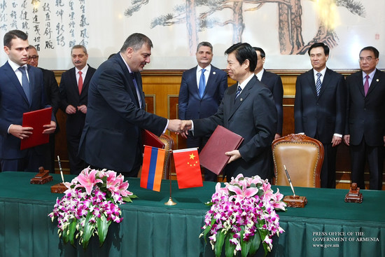 Հանդիպել են Հայաստանի և Չինաստանի վարչապետերը. Չինաստանը Հայաստանին լրացուցիչ 16 միլիոն դոլար դրամաշ