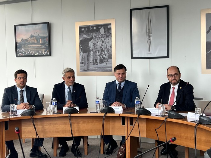 Արայիկ Հարությունյանը հանդիպումներ է ունեցել Փարիզ 2024-ի Օլիմպիական և պարալիմպիկ խաղերի կազմակերպմա