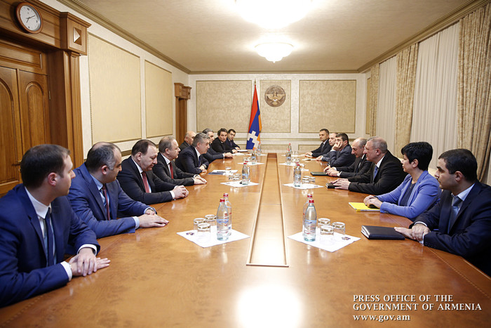 Կարեն Կարապետյանը հանդիպել է Արցախի նախագահի հետ