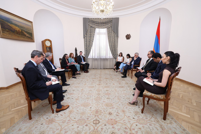 ՀՀ փոխվարչապետերն ընդունել են ԱՄՆ Միջազգային զարգացման գործակալության Եվրոպայի և Եվրասիայի բյուրոյի