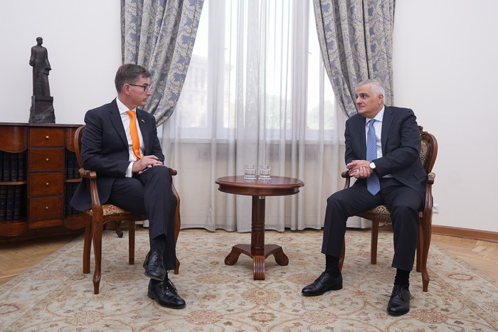 Փոխվարչապետ Մհեր Գրիգորյանը հրաժեշտի հանդիպում է ունեցել Նիդերլանդների դեսպանի հետ