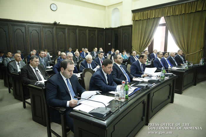 Մարզերում արձանագրվել է զգալի դրական աճ. վարչապետը  հանձնարարել է  վերանայել  մարզպետարանների տարեկա