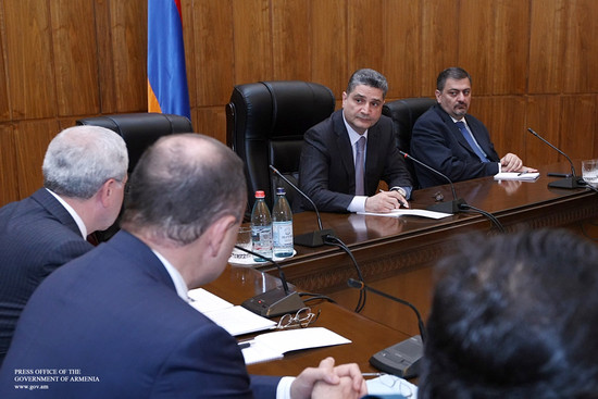 Կառավարությունում քննարկվել է կարկտահարությունից տուժած գյուղացիներին աջակցության հարցը