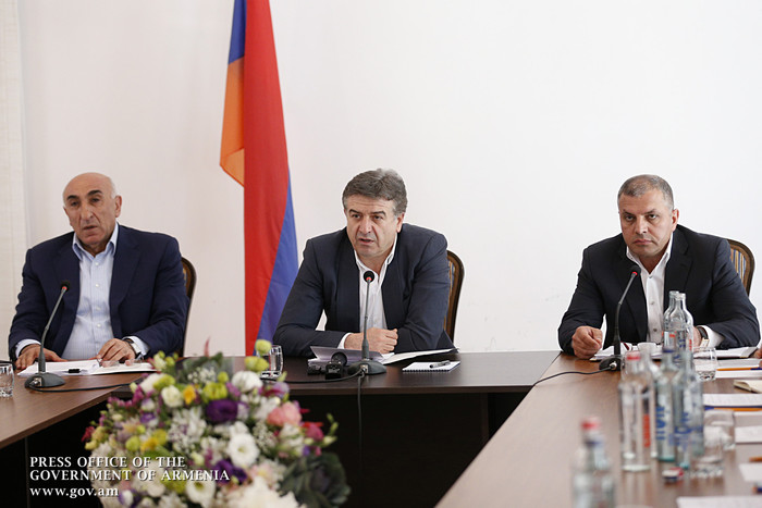 Կարեն Կարապետյանը ծանոթացել է Վեդու ջրամբարի կառուցման շինաշխատանքների ընթացքին և խորհրդակցություն ա