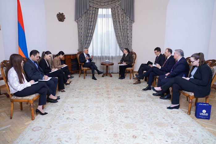 Փոխվարչապետ Մհեր Գրիգորյանն ընդունել է ԱՄՆ ՄԶԳ Եվրոպայի և Եվրասիայի բյուրոյի ղեկավարի գլխավորած պատվ