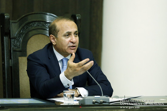 Վարչապետը գինեգործների հետ քննարկել է ոլորտի զարգացման ուղիները