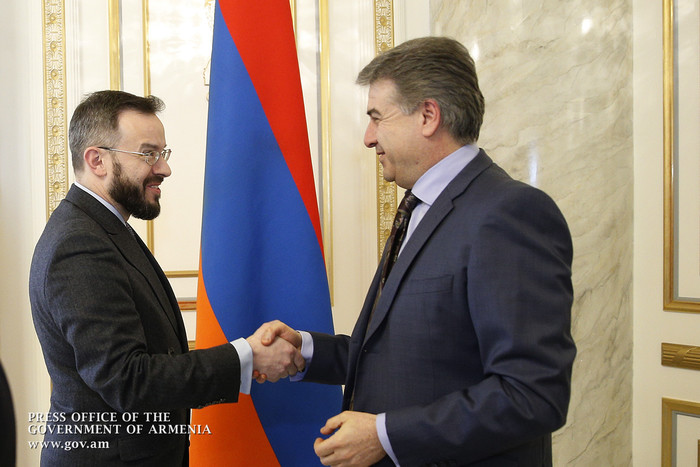 Վարչապետն ընդունել է «ՓրայսուոթերհաուսԿուպերս» ընկերության գործադիր գործընկեր Մարկ Հենիին