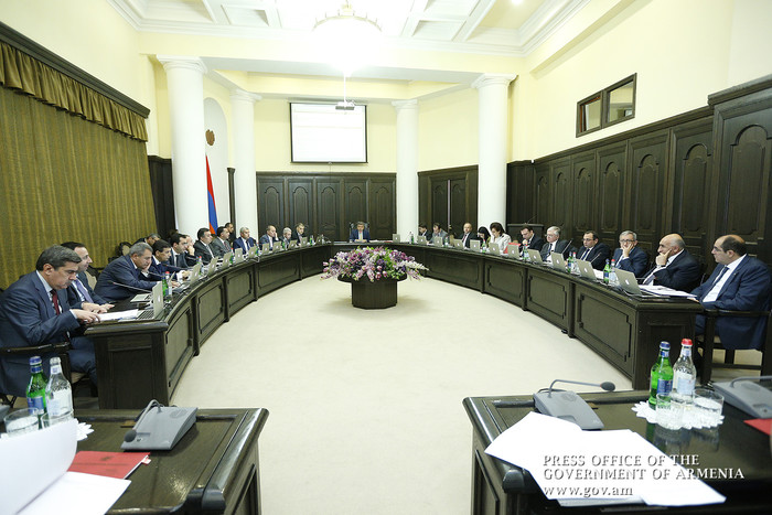 Պետության կողմից քաղաքացիներին  մատուցվող ծառայությունների որակի և արդյունավետության բարելավման  խնդ