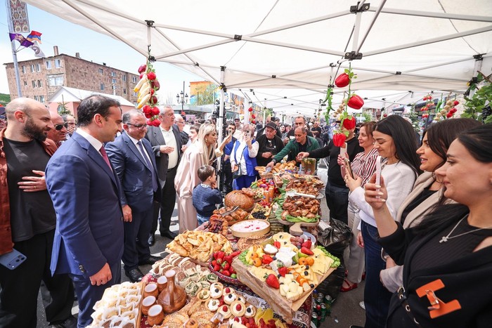 Փոխվարչապետ Տիգրան Խաչատրյանը մասնակցել է Հանրապետության տոնին և Ապարանի հաղթական ճակատամարտի 108-ամ