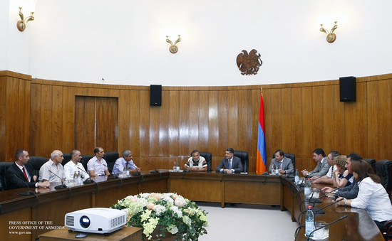 Արարատ լեռ բարձրացած մի խումբ լեռնագնացներ արժանացել են ՀՀ վարչապետի շնորհակալագրերի