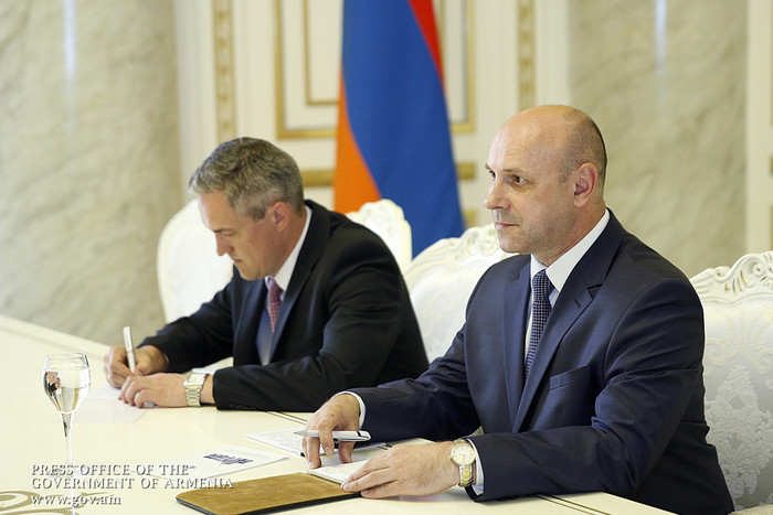 Վարչապետն ընդունել է Հայաստանում Բելառուսի նորանշանակ արտակարգ և լիազոր դեսպանին