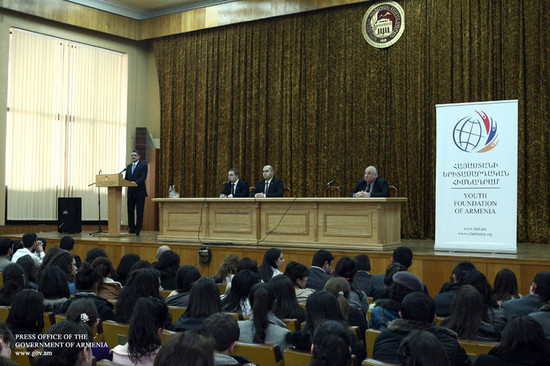Կառավարության նպատակն ուսանողների առաջադիմությունը խրախուսելն է