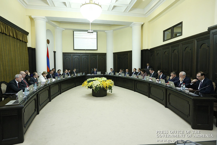 Բիզնեսը պետք է զերծ պահել բյուրոկրատական քաշքշուկից