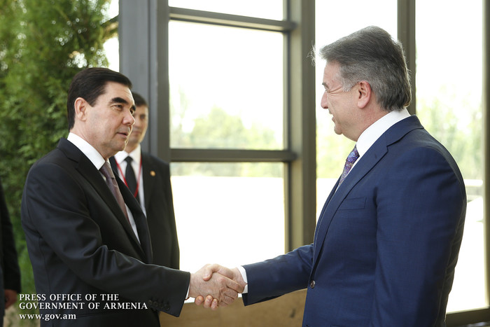 Կարեն Կարապետյանը և Գուրբանգուլի Բերդիմուհամեդովը քննարկել են հայ-թուրքմենական համագործակցության հար