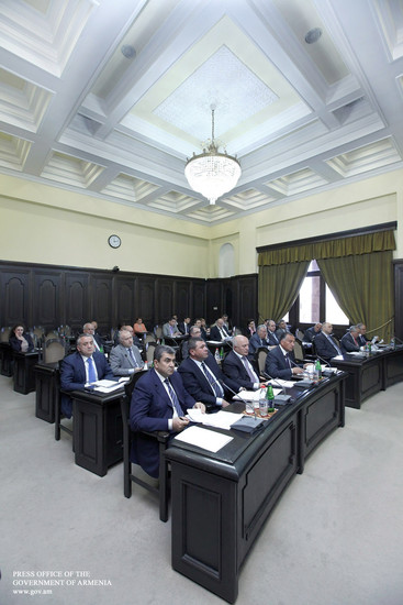 Կառավարությունը թեթևացնում է ՓՄՁ հարկային բեռը