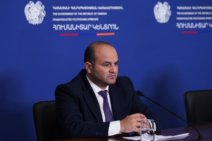 Առաջին և երկրորդ խմբի հաշմանդամություն ունեցող կամ 75-ից բարձր տարիքային խմբում գտնվող անձինք 100 00