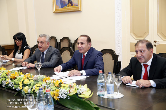Վարչապետ Հովիկ Աբրահամյանն ընդունել է ԱՄՀ Հայաստանի հարցով գործադիր տնօրենին