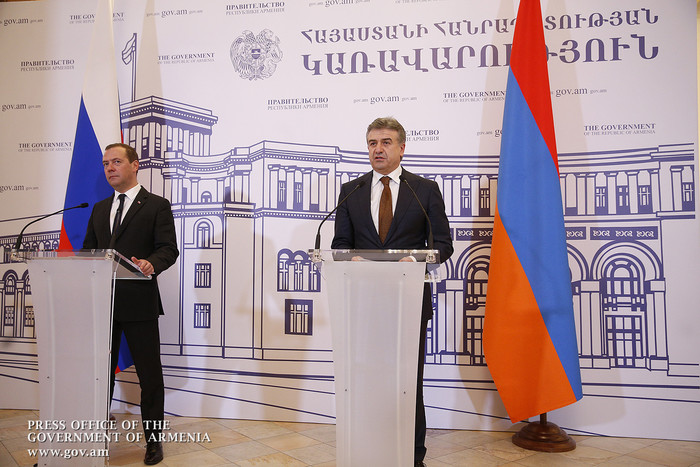 ՀՀ ու ՌԴ վարչապետներ Կարեն Կարապետյանի ու Դմիտրի Մեդվեդևի հանդիպումը ԶԼՄ ներկայացուցիչների հետ