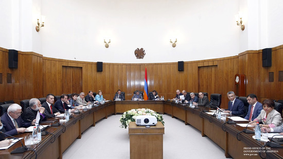 Քննարկվել են Հայաստանի անկախության 21-ամյակին նվիրված տոնական միջոցառումների կազմակերպմանն առնչվող հ