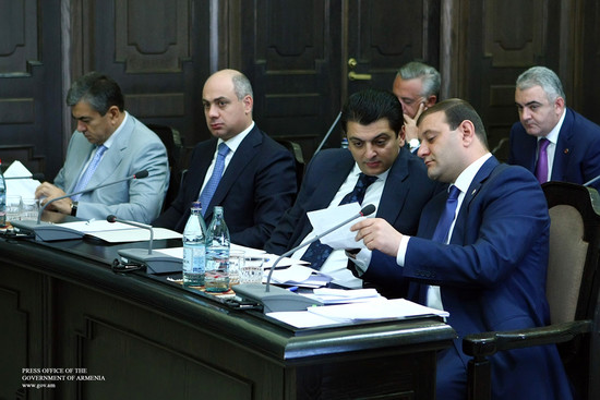 Կառավարությունը հնարավորություն կստանա զսպել ուսման վարձի աճը