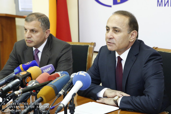 Վարչապետը ՀՀ բնապահպանության նախարարության աշխատակազմին է ներկայացրել նորանշանակ նախարարին