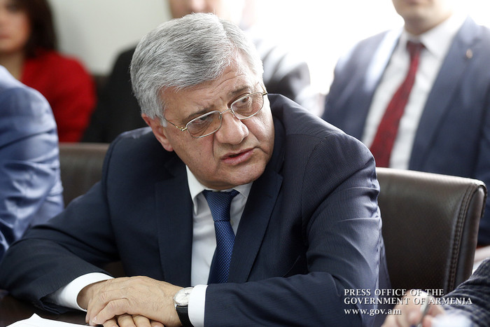 «Անհրաժեշտ է հնարավորինս արագ արդիականացնել նորմատիվատեխնիկական դաշտը». ՀՀ վարչապետը Քաղաքաշինության