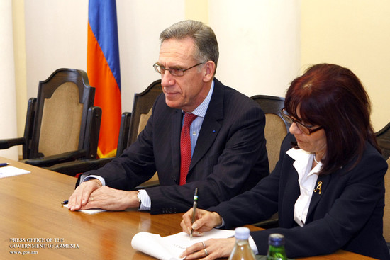 Վարչապետն ու Ֆրանսիայի նորանշանակ դեսպանը քննարկել են տնտեսական գործակցության խորացման հարցեր