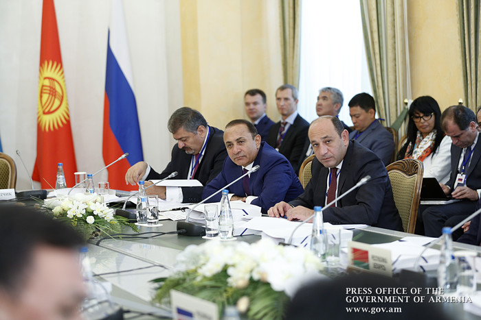 Վարչապետ Հովիկ Աբրահամյանը մասնակցել է ԵԱՏՄ միջկառավարական խորհրդի նիստին
