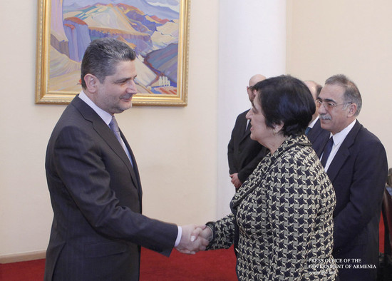 Տիգրան Սարգսյանն ընդունել է Կիպրոսի ԱԳ նախարարին