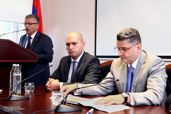 Տիգրան Սարգսյանը հանձնարարել է 40 տոկոսով բարձրացնել ՀՊՄՀ դասախոսների աշխատավարձը