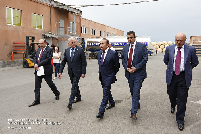 Վարչապետը գինեգործների հետ քննարկել է ոլորտի զարգացմանը վերաբերող հարցեր