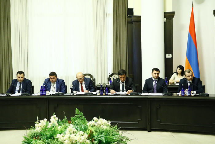 Արայիկ Հարությունյանի գլխավորությամբ տեղի է ունեցել խորհրդակցություն