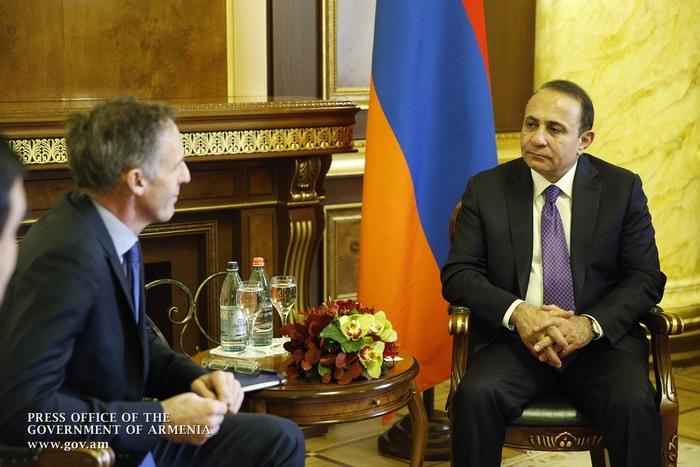 Վարչապետն ընդունել է ֆրանսիական «Սաուր» ընկերության փոխնախագահին