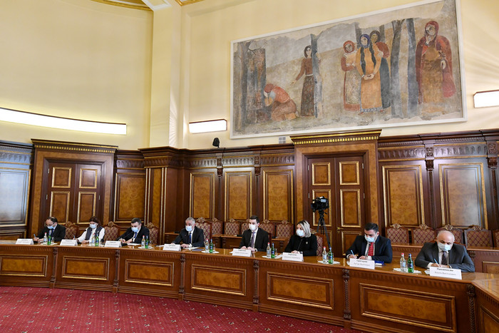 Կառավարությունում կայացել է ՀՀ և ՌԴ փոխվարչապետների հանդիպումը
