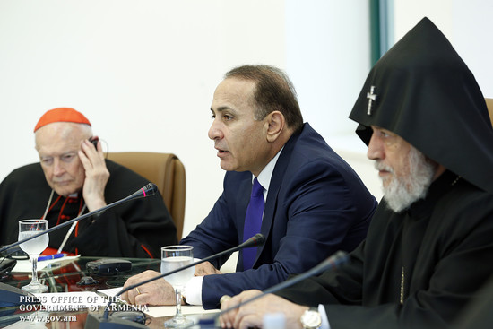 Վարչապետը մասնակցել է «Ճգնաժամը Սիրիայում. մարտահրավերներ հավատքի համայնքների համար» միջազգային խորհ
