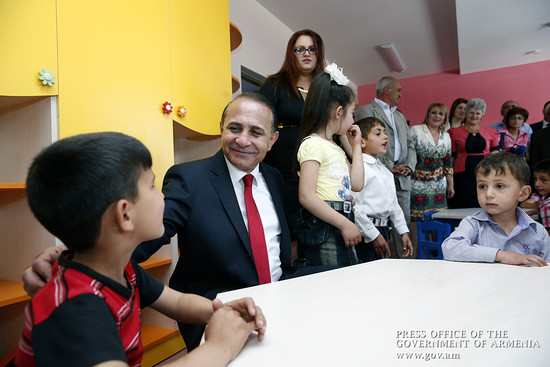 Վարչապետն այցելել է Կոշ համայնք