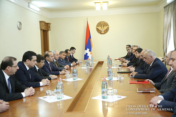 ՀՀ վարչապետ Հովիկ Աբրահամյանը հանդիպել է  ԼՂՀ նախագահ Բակո Սահակյանի հետ