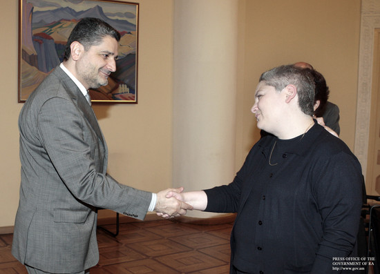 Պաշտոնական լրահոս