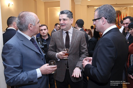 Ամանորի և Սուրբ Ծննդյան տոների կապակցությամբ վարչապետն ընդունելության է հրավիրել ԶԼՄ ներկայացուցիչնե
