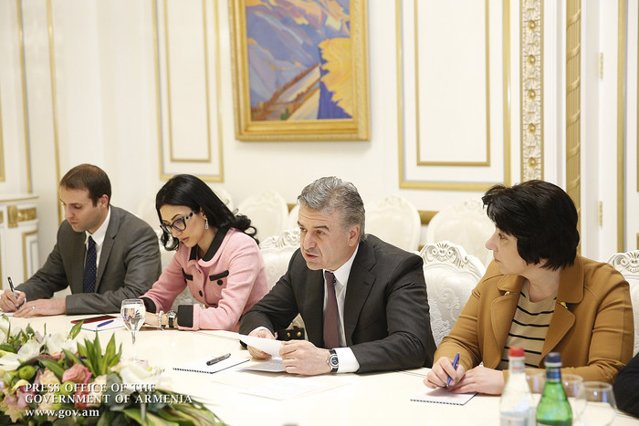 Վարչապետը Նիդեռլանդների Սենատի նախագահի հետ քննարկել է տնտեսական կապերի ակտիվացման հեռանկարները