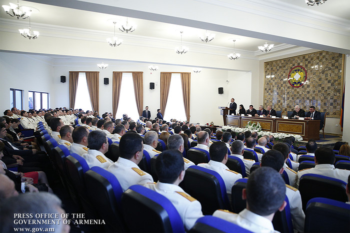 Վարչապետը շնորհավորել է ՀՀ քննչական կոմիտեի ծառայողներին մասնագիտական տոնի առթիվ