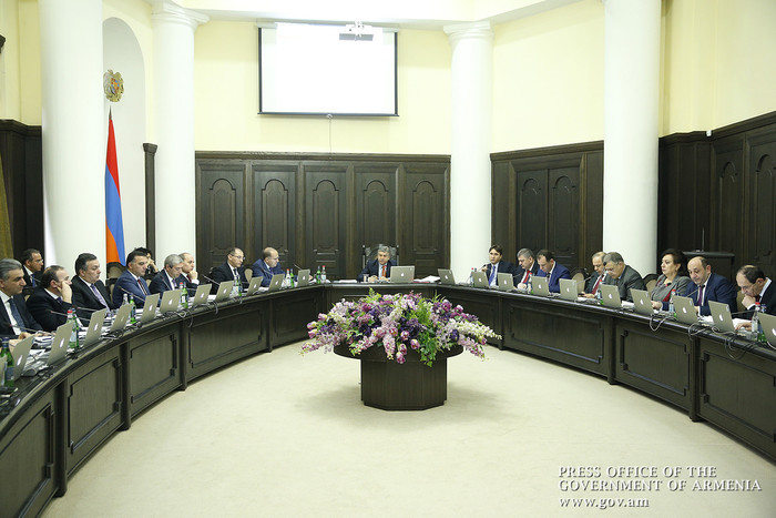 Ոչ աշխատանքային օրերին համապատասխան  պետական մարմինները կշարունակեն տնտեսվարողներին ծառայություններ
