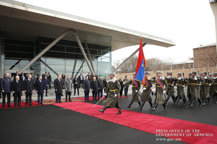 Պաշտոնական այցով Հայաստան է ժամանել Վրաստանի վարչապետ Գիորգի Կվիրիկաշվիլին