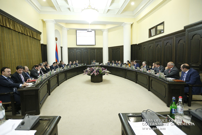 Վարչապետը խստագույնս զգուշացրել է. ադմինիստրատիվ ռեսուրսը քարոզչության համար օգտագործելն  «արջի ծառա