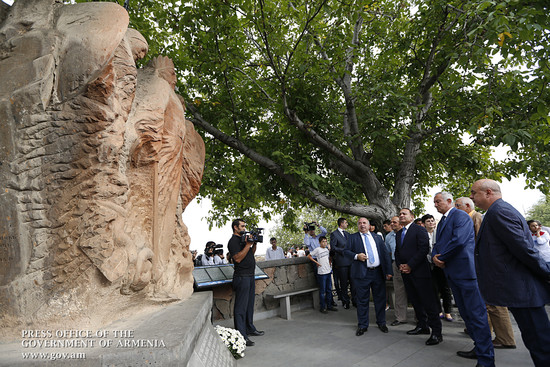 Վարչապետը ծանոթացել է Աղձք համայնքում գտնվող պատմամշակութային կառույցների վիճակին