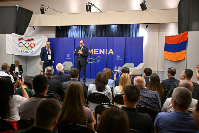 Արայիկ Հարությունյանը Փարիզում ներկա է գտնվել Հայկական տան բացմանը