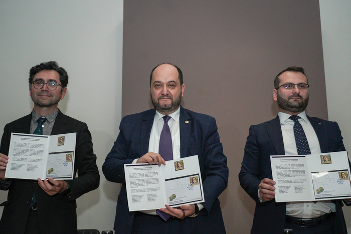 Արայիկ Հարությունյանը ներկա է գտնվել «Աշխարհահռչակ հայեր. Արտեմ Պատապուտյան» թեմայով նամականիշի մարմ
