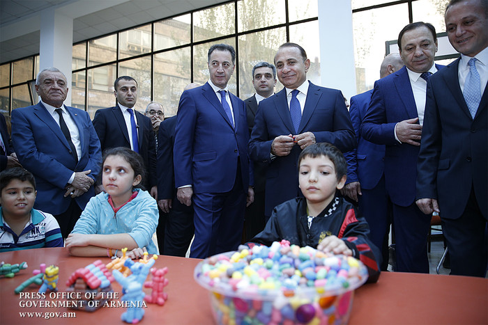 Վարչապետը մասնակցել է «Պանարմենիան Էքսպո 2015» միջազգային ցուցահանդեսի բացմանը